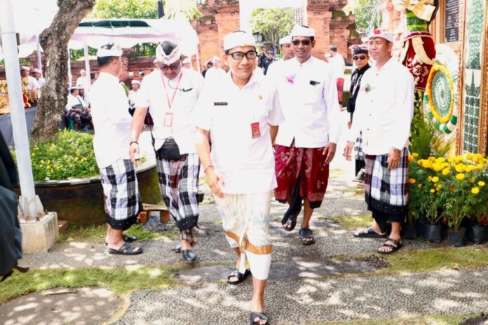 Majaya-Jaya Bendesa Adat Desa Kesiman