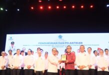 Hadiri Pengukuhan Pengurus KADIN Denpasar, Wali Kota Jaya Negara Tekankan Sinergi Ekonomi Daerah KADIN Kota Denpasar