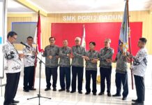 YPLP PGRI Badung Resmi Dilantik, Siap Dongkrak Mutu Pendidikan Vokasi di Kabupaten Badung Pelantikan Pengurus Yayasan Pembina Lembaga Pendidikan (YPLP) Persatuan Guru Republik Indonesia (PGRI) Kabupaten Badung serta Kepala SMK PGRI 2 Badung dan SMK PGRI 3 Badung berlangsung di lingkungan SMK PGRI 2 Badung, Mengwi, Sabtu 14 Februari 2026