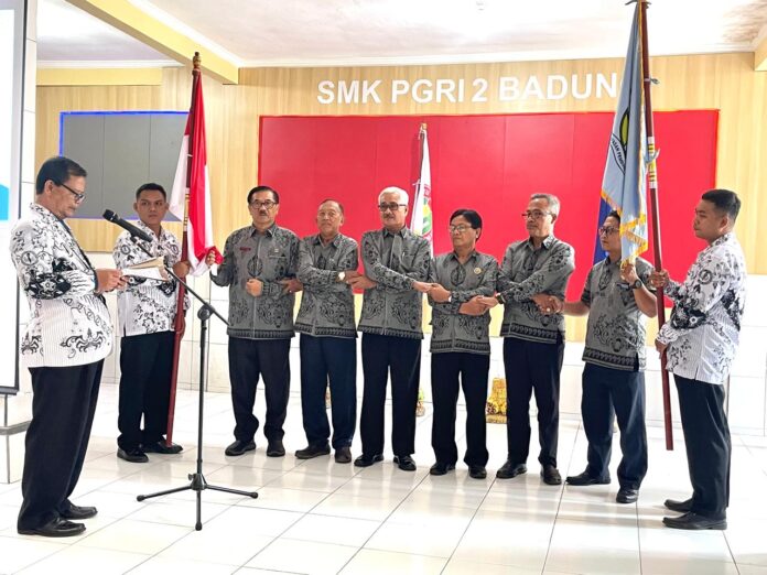 Pelantikan Pengurus Yayasan Pembina Lembaga Pendidikan (YPLP) Persatuan Guru Republik Indonesia (PGRI) Kabupaten Badung serta Kepala SMK PGRI 2 Badung dan SMK PGRI 3 Badung berlangsung di lingkungan SMK PGRI 2 Badung, Mengwi, Sabtu 14 Februari 2026