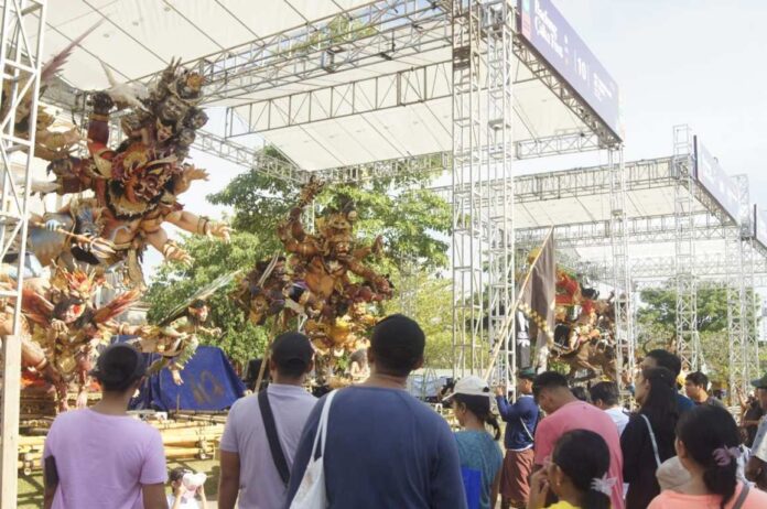Ribuan Warga Padati Badung Caka Fest 2026, 21 Ogoh-ogoh Terbaik Tampil di Puspem Badung