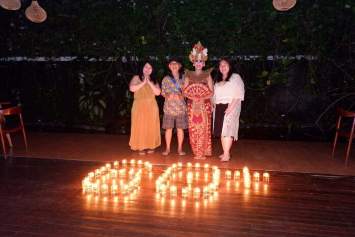 Rayakan Earth Hour 2026, FOX Jimbaran Beach Bali Hadirkan Balinese Dance dan Fire Dance di Rooftop