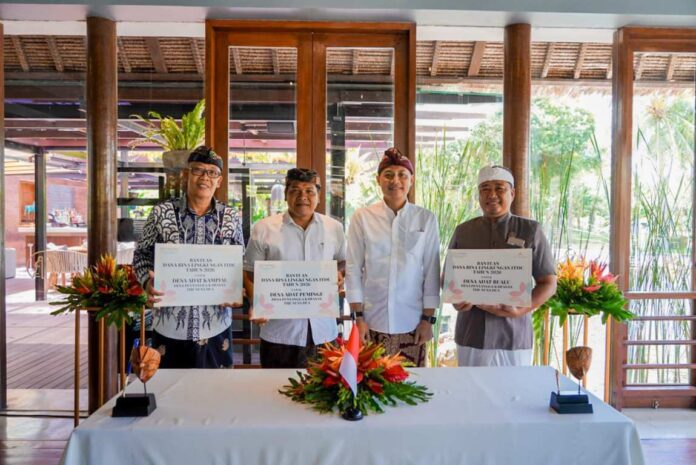 Perkuat Sinergi dengan Desa Penyangga, ITDC Salurkan Bantuan Bina Lingkungan kepada Tiga Desa Adat di Kelurahan Benoa