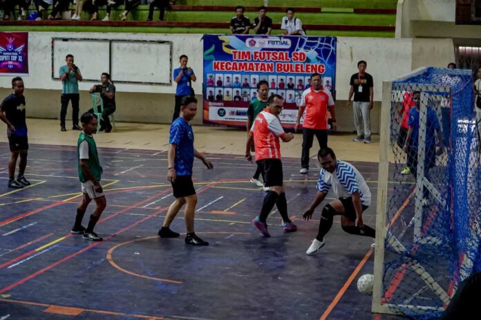 Lewat Turnamen Futsal Berjenjang, Bupati Sutjidra Dorong Pembinaan Atlet