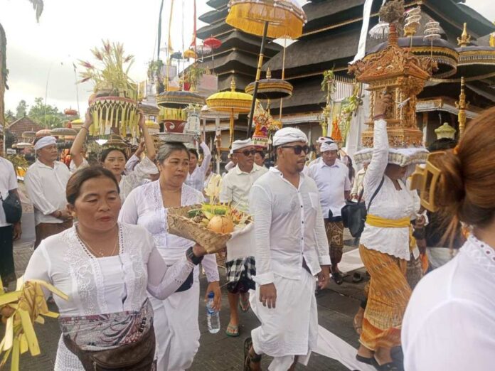 Jelang IBTK 2026, Upacara Nedunang Pralingga Ida Bhatara Digelar di Pura Besakih