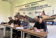 Tol Bali Mandara Ditutup 32 Jam Saat Nyepi, Lalu Lintas Lebaran Diprediksi Capai 57 Ribu Kendaraan Konferensi Pers PT Jasamarga Bali Tol (JBT) dalam rangka penutupan Jalan Tol Bali Mandara selama Hari Raya Nyepi Caka 1948 dan Kesiapan Libur Panjang Idulfitir 1447/2026 pada Kamis (12/3/2026) di Denpasar. Sumber Foto : tis/bpn