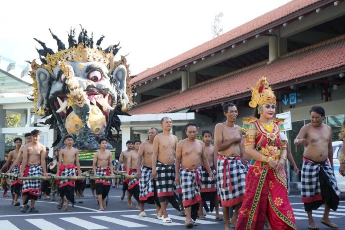 Bandara I Gusti Ngurah Rai Hadirkan Parade Ogoh-Ogoh “Kala Rau"