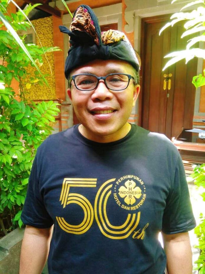 Ketua PHRI Karangasem, I Wayan Kariasa