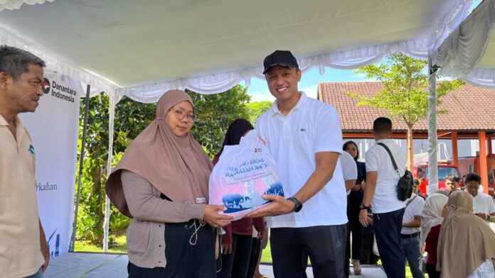 BaliPortalNews_ Sembako PLN Hadirkan 1.200 Sembako Murah untuk Sambung Listrik Warga Prasejahtera di Bali
