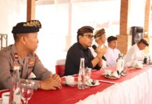 Wawali Arya Wibawa Ajak Desa Adat Bersinergi Jaga Ketertiban Perayaan Nyepi dan Idul Fitri Rapat Kordinasi Pelaksanaan Pengamanan