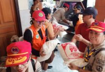 Pramuka Buleleng Gelar Karya Bakti Penanganan Banjir Bandang di Desa Banjar Pramuka Buleleng Gelar Karya Bakti Penanganan Banjir Bandang di Desa Banjar