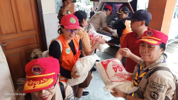 Pramuka Buleleng Gelar Karya Bakti Penanganan Banjir Bandang di Desa Banjar