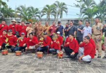 Bupati Sutjidra Dorong Kelompok Tani Subak/Abian Kelola Lahan Kritis di Buleleng Kelola Lahan Kritis