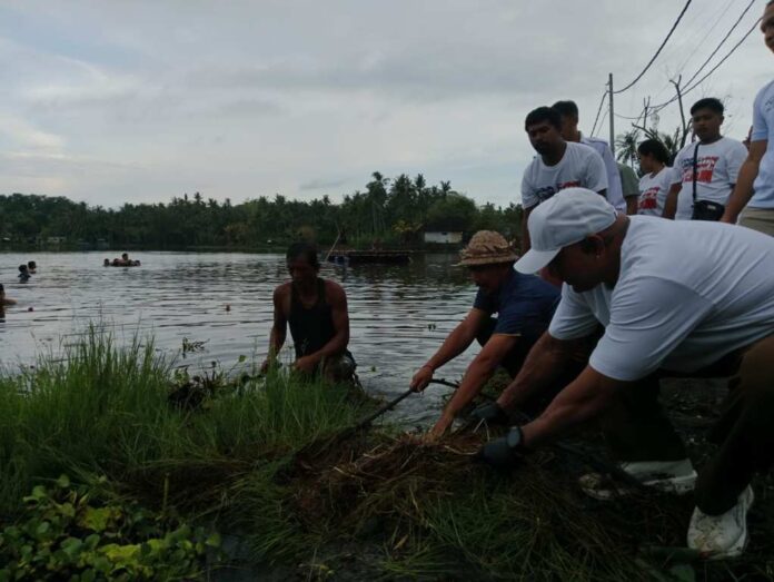 Aksi Nyata De Gadjah di Yeh Malet, Bersih-Bersih Sekaligus Dorong Danau Jadi Destinasi Wisata
