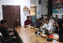 Tim Penilai Desa Antikorupsi Jajagi Buleleng, Sekretaris Susi Harapkan 3 Desa Lolos Tim Penilai Desa Antikorupsi Jajagi Buleleng, Sekretaris Susi Harapkan 3 Desa Lolos
