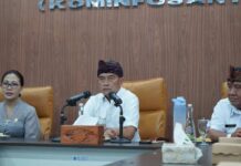 Wabup Gede Supriatna Dorong Digitalisasi Bansos Tepat Sasaran dan Transparan Wabup Gede Supriatna Dorong Digitalisasi Bansos Tepat Sasaran dan Transparan