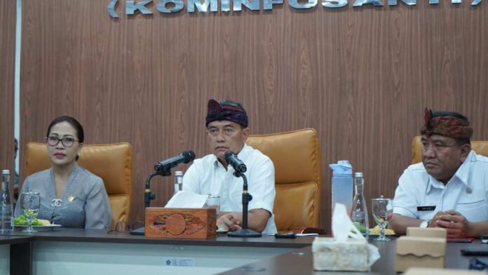 BaliPortalNews_ Dorong Wabup Gede Supriatna Dorong Digitalisasi Bansos Tepat Sasaran dan Transparan
