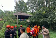 Tim Gabungan Upayakan Pencarian Kakek yang Hilang saat Mendaki Gunung Batukaru Tim Gabungan Upayakan Pencarian Kakek yang Hilang saat Mendaki Gunung Batukaru