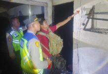 Kebakaran Hanguskan Warung di Tenganan, Uang Tunai Rp200 Juta Ikut Terbakar Kebakaran Hanguskan Warung di Tenganan, Uang Tunai Rp200 Juta Ikut Terbakar