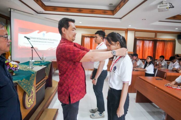 BaliPortalNews_ Melek Bisnis Disdikpora Badung Dorong Generasi Muda Melek Bisnis Lewat Pelatihan Wirausaha Pemula 2026