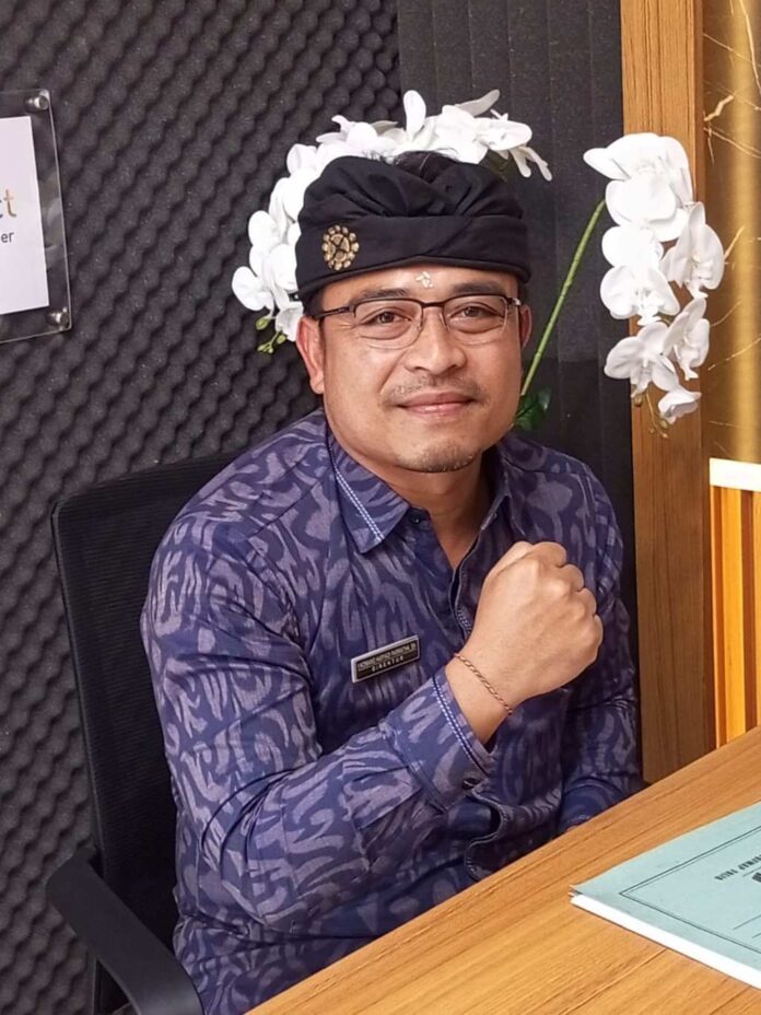 BaliPortalNews_ PDAM Direktur PDAM Karangasem, I Komang Haryadi Parwata