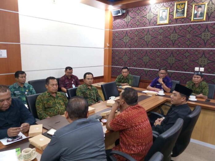 BaliPortalNews_ Pansus ASET Pansus DPRD Karangasem Inventarisasi 404 Aset Sekolah, 110 Bidang Belum Bersertifikat