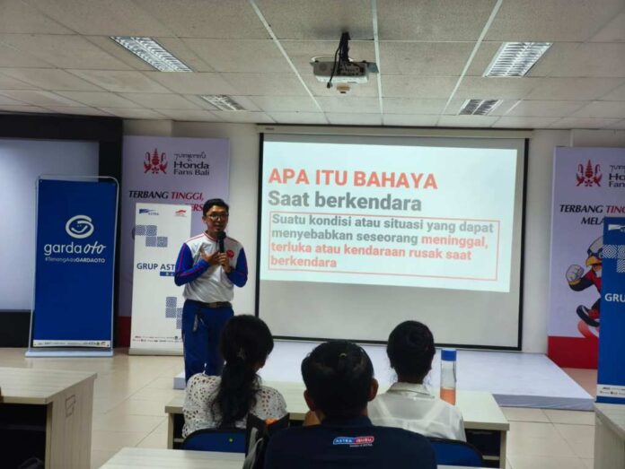 BaliPortalNews_ Safety Riding Perempuan Astra Rayakan Kartini dengan Kampanye Keselamatan Berkendara