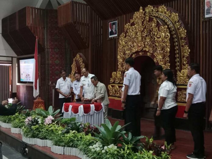 BaliPortalNews_ Sekolah Wamendikdasmen Kunjungi Karangasem, Bupati Gus Par Ajukan 86 Sekolah untuk Revitalisasi