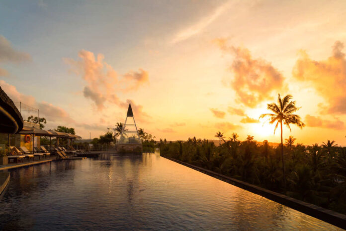 Nikmati Liburan Hemat di Jimbaran dengan Best Deal Moment Package dari FOX Jimbaran Beach Bali