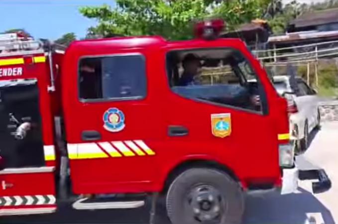 Damkar Mobil Damkar Iringi Prosesi Pemakaman, Wujud Penghargaan atas Mimpi Sang Bocah