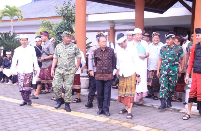 Larangan Sampah Plastik