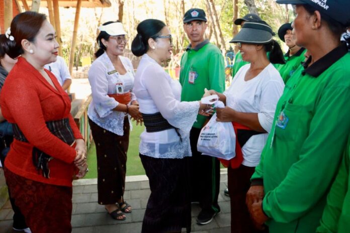 bantuan sembako
