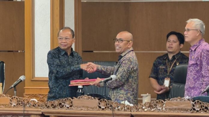 Raperda Pariwisata dan Pajak Daerah Raperda Pariwisata dan Pajak Daerah