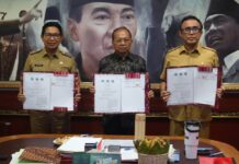 Wali Kota Jaya Negara Teken Perjanjian Kerja Sama Pembangunan PSEL Denpasar Raya PKS PSEL Denpasar Raya