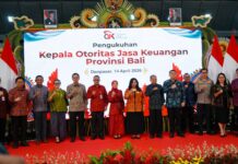 Hadiri Pengukuhan Kepala OJK, Gubernur Koster Tekankan Sinergi untuk Pertumbuhan Ekonomi Pengukuhan Kepala OJK