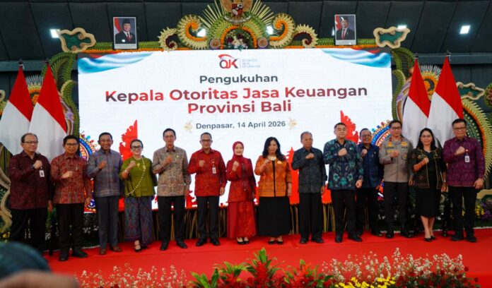 Pengukuhan Kepala OJK Pengukuhan Kepala OJK
