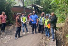 Bupati Gus Par Janji Tuntaskan Perbaikan Jalan Geriana Kangin–Karangsari Bupati Gus Par Janji Tuntaskan Perbaikan Jalan Geriana Kangin–Karangsari