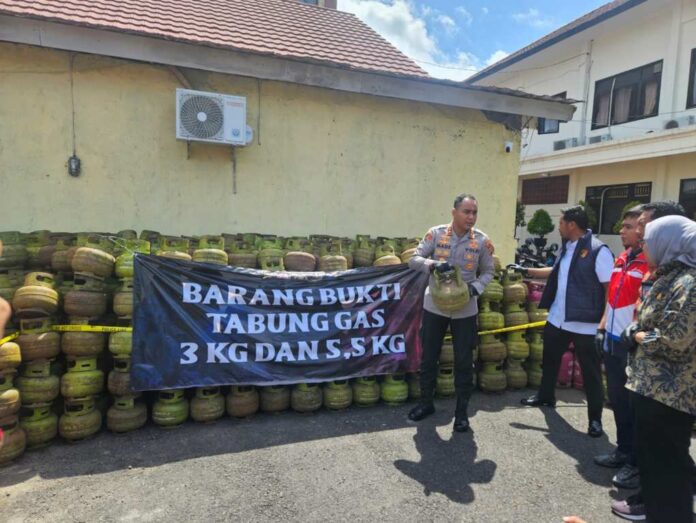 Bisnis Gas Oplosan di Subagan Terbongkar, Suami-Istri Bergiliran Digerebek Polisi