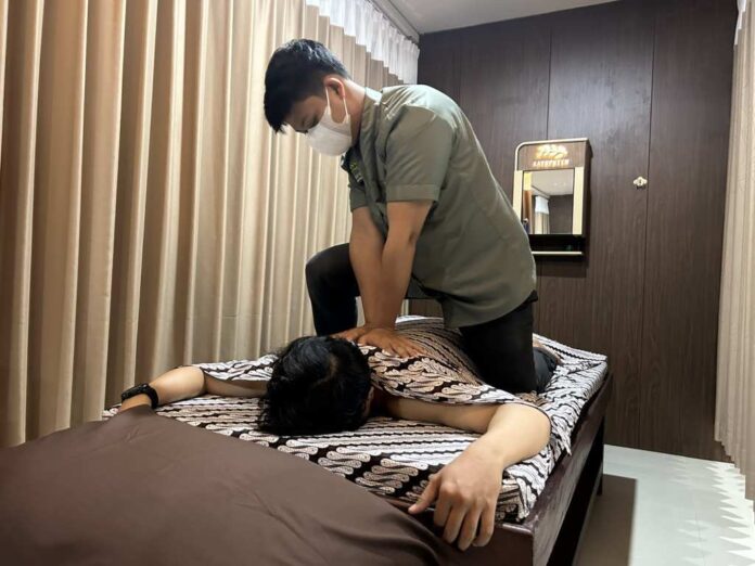 Grand Opening Outlet ke-18, Kayuputih Family Reflexology Bidik Pasar Wellness Bali