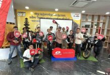 QJMOTOR Bali Serahkan Unit Tourino 250 DX Perdana ke Konsumen QJMOTOR Bali Serahkan Unit Tourino 250 DX Perdana ke Konsumen