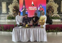 TRIHITA Mulai Bergerak, Bali Siapkan Ekosistem Transportasi Hijau Berbasis Desa Adat Peluncuran aplikasi TRIHITA (Transportasi Hijau Terintegrasi Berbasis Desa Adat) resmi digelar di Wantilan Desa Beraban, Kediri, Tabanan, Sabtu (16/5/2026)