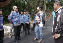 Bupati Gus Par Tinjau Dua Proyek, Tekankan Kualitas dan Pengawasan Bupati Gus Par Tinjau Dua Proyek, Tekankan Kualitas dan Pengawasan