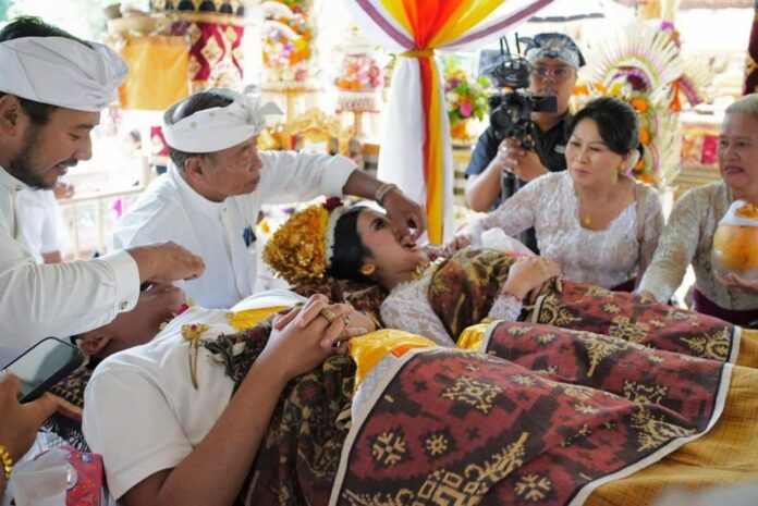 BaliPortalNews_ metatah (2) Metatah Nyurud Ayu Samani, Banjar Adat Ubud Kaja Tegaskan Banjar Sebagai Rumah Bersama