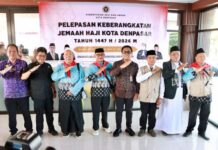 Wawali Arya Wibawa Lepas Keberangkatan 261 Orang Calon Jemaah Haji Kota Denpasar Tahun 2026 Lepas Calon Jemaah Haji