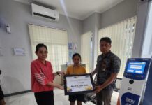 Santunan Asuransi BRILife AMKKM Bantu Ringankan Beban Keluarga Nasabah Santunan Asuransi BRILife AMKKM Bantu Ringankan Beban Keluarga Nasabah Program Asuransi Mikro Kecelakaan, Kesehatan, dan Meninggal Dunia
