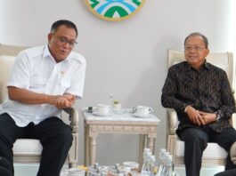 Hadapi Persoalan Sampah Bali