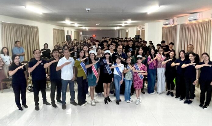 Duta dan Kids Forum Maritim Bali Tanamkan Literasi Maritim kepada Siswa SMP Tunas Daud Denpasar Duta dan Kids Forum Maritim Bali Tanamkan Literasi Maritim kepada Siswa SMP Tunas Daud Denpasar