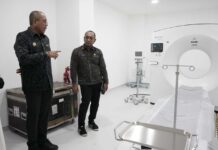 Bupati Gus Par Tinjau Operasional CT Scan Baru RSUD Karangasem, Perkuat Layanan Kesehatan Masyarakat Bupati Gus Par Tinjau Operasional CT Scan Baru RSUD Karangasem, Perkuat Layanan Kesehatan Masyarakat