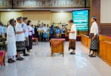 Perkuat Birokrasi Berbasis Merit, Bupati Adi Arnawa Lantik 156 Pejabat di Badung Perkuat Birokrasi Berbasis Merit, Bupati Adi Arnawa Lantik 156 Pejabat di Badung