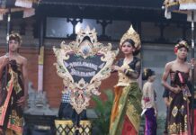 Angkat Pesan Pelestarian Alam, Garapan Ngelawang “Wewaler” Tampil Memikat Ratusan Penonton